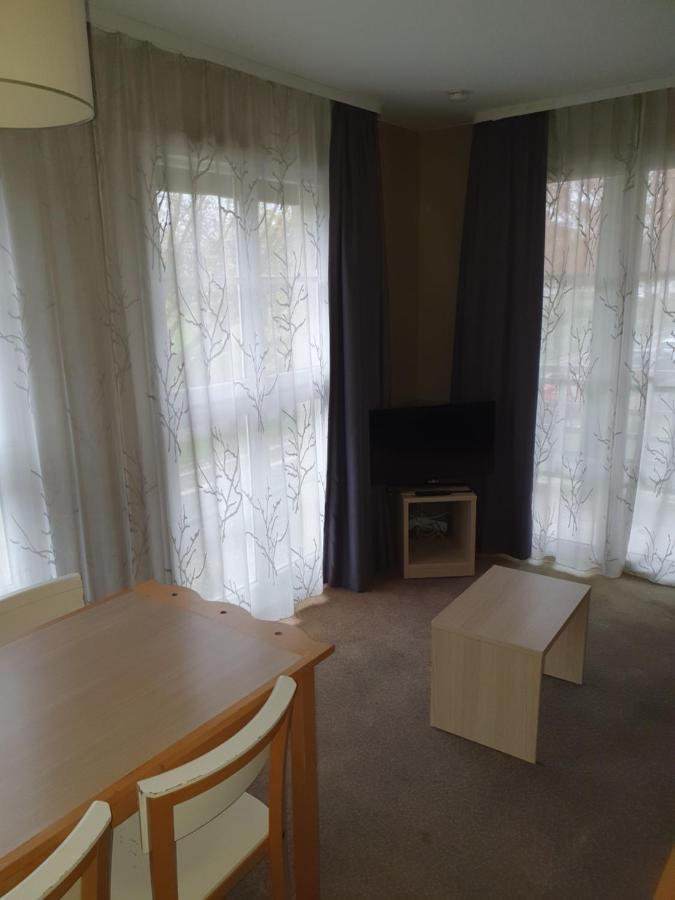 Appartements 4 A 5 Personnes - Val D'Europe Proche Disneyland Serris Exterior foto