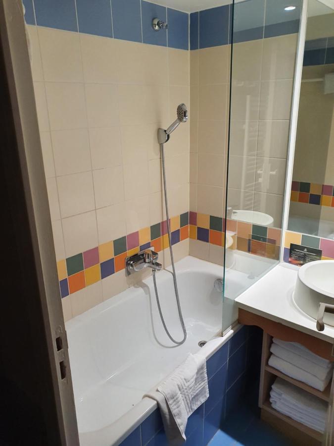 Appartements 4 A 5 Personnes - Val D'Europe Proche Disneyland Serris Exterior foto